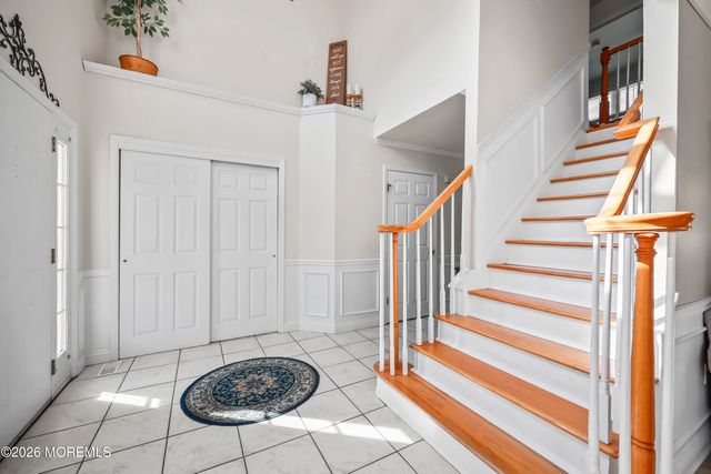 17 Sun Hollow Road, Howell, NJ 07731