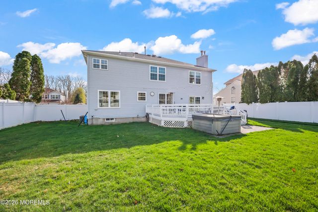 17 Sun Hollow Road, Howell, NJ 07731