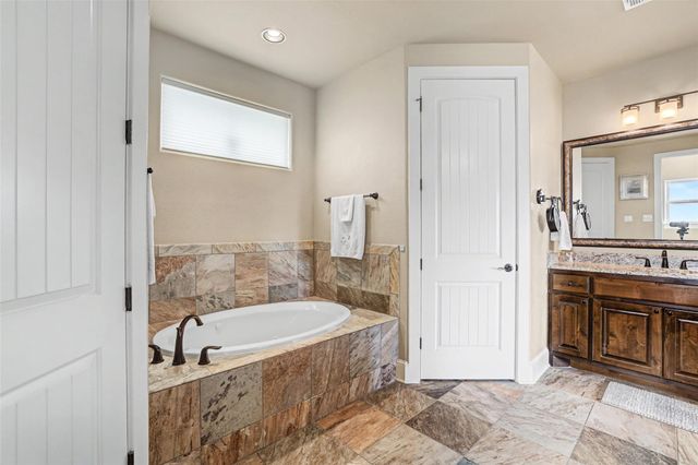 113 Camp Verde DR, Georgetown, TX 78633