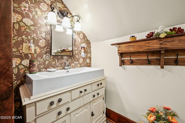 3769 County Road 304, Ada, OH 45810