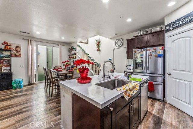 507 Villa Way, Colton, CA 92324