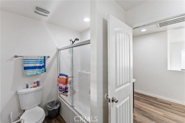 507 Villa Way, Colton, CA 92324