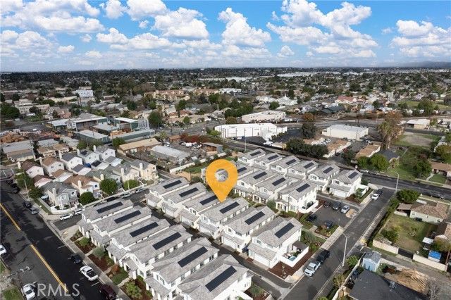 507 Villa Way, Colton, CA 92324