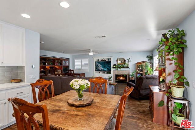21155 Lone Star Way, Santa Clarita, CA 91390