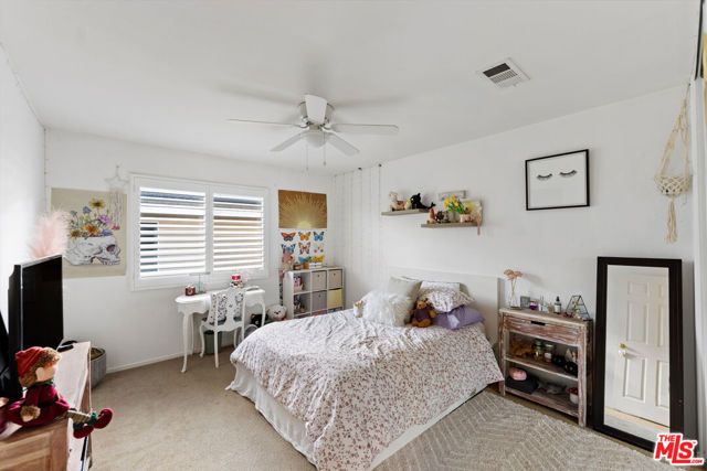 21155 Lone Star Way, Santa Clarita, CA 91390