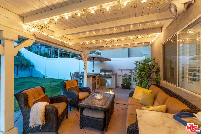 21155 Lone Star Way, Santa Clarita, CA 91390