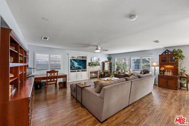 21155 Lone Star Way, Santa Clarita, CA 91390