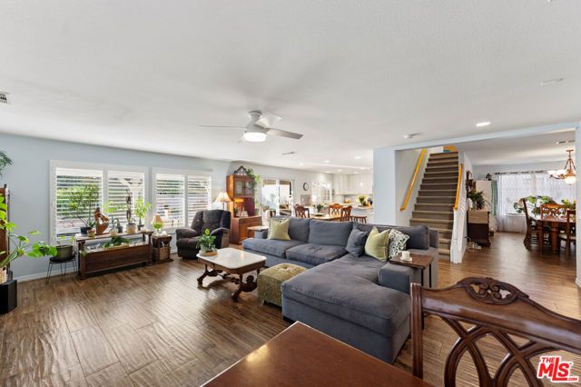 21155 Lone Star Way, Santa Clarita, CA 91390