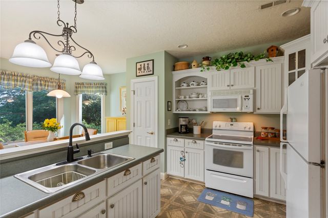 234 Bay View Drive, Salem, SC 29676