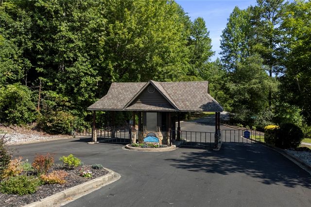 234 Bay View Drive, Salem, SC 29676