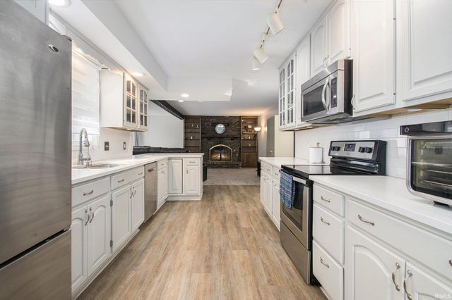 25578 Thornberry Court, Elkhart, IN 46517