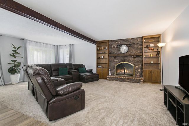 25578 Thornberry Court, Elkhart, IN 46517
