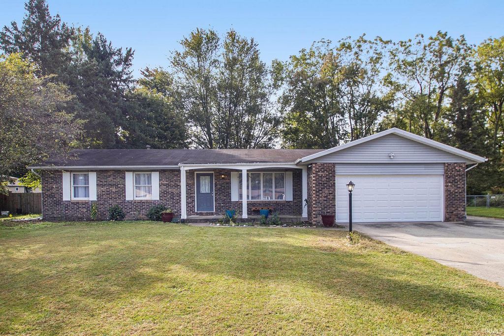 25578 Thornberry Court, Elkhart, IN 46517