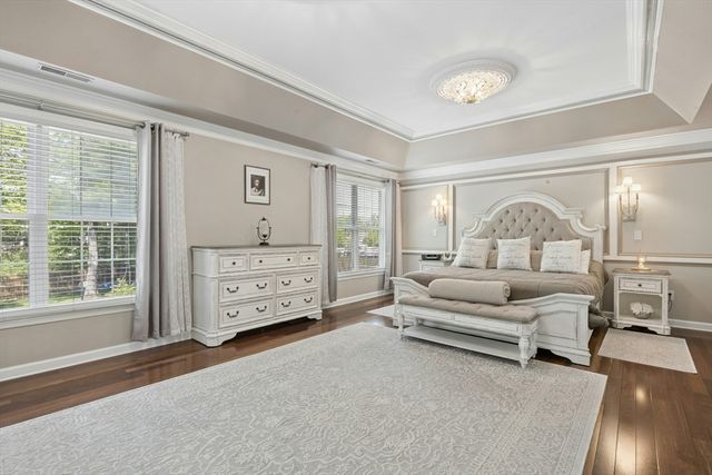 73 Fairway Drive, Northbridge, MA 01534
