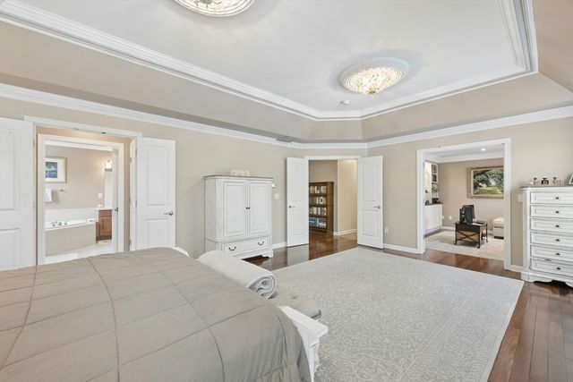 73 Fairway Drive, Northbridge, MA 01534