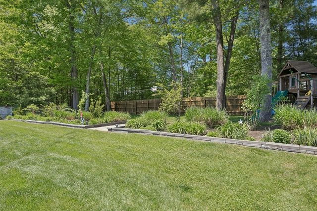 73 Fairway Drive, Northbridge, MA 01534