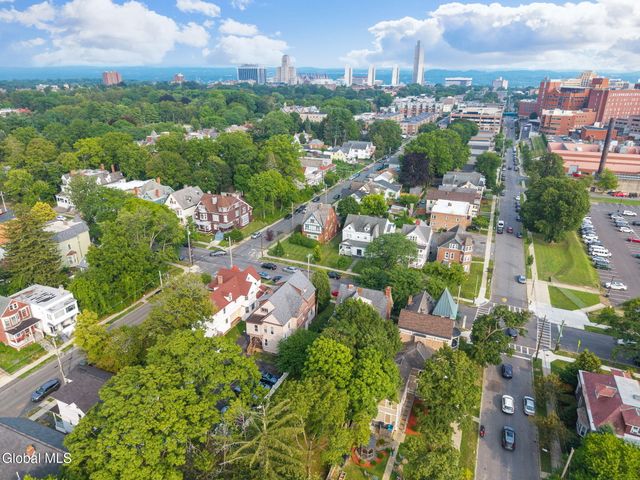 113 S Lake Avenue, Albany, NY 12208