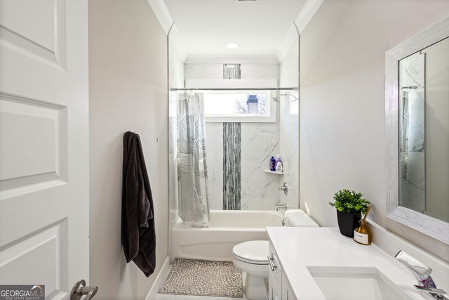 1952 Azalea Drive, Lawrenceville, GA 30043