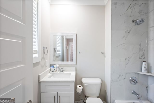 1952 Azalea Drive, Lawrenceville, GA 30043