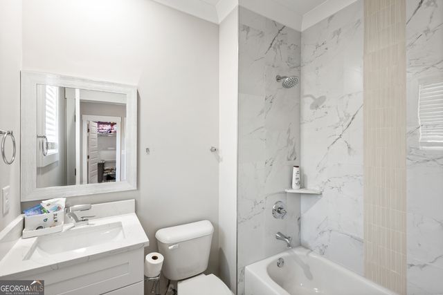 1952 Azalea Drive, Lawrenceville, GA 30043