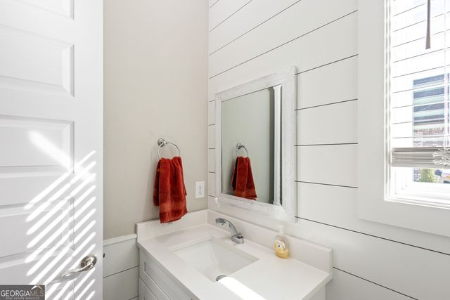 1952 Azalea Drive, Lawrenceville, GA 30043