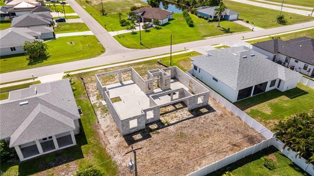 428 SW 28th AVE, Cape Coral, FL 33991