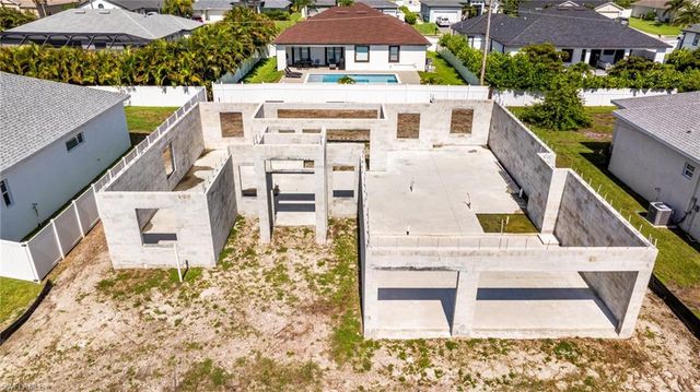 428 SW 28th AVE, Cape Coral, FL 33991