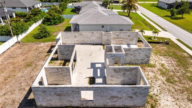 428 SW 28th AVE, Cape Coral, FL 33991