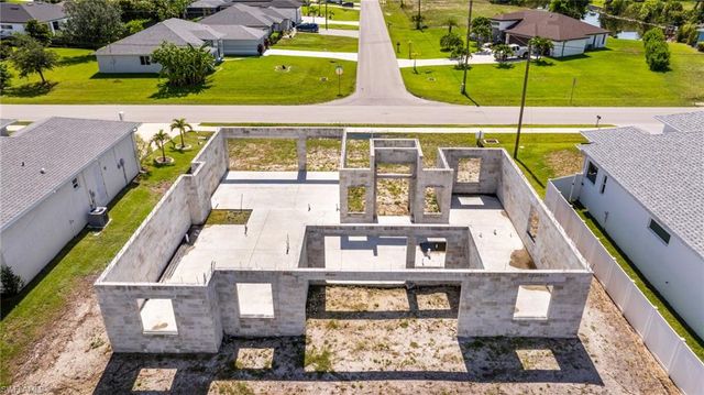 428 SW 28th AVE, Cape Coral, FL 33991