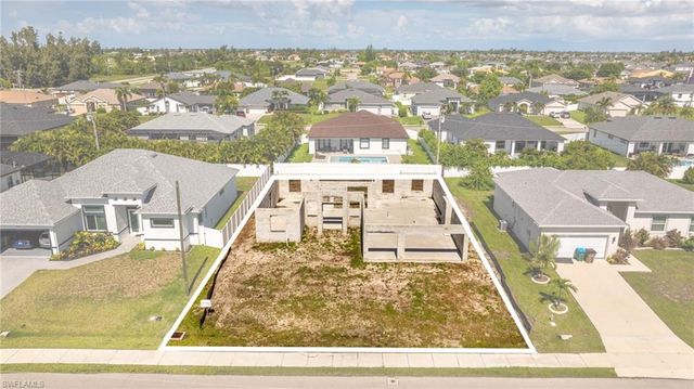 428 SW 28th AVE, Cape Coral, FL 33991