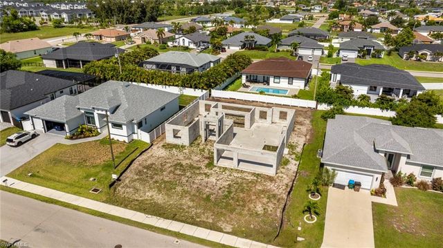 428 SW 28th AVE, Cape Coral, FL 33991