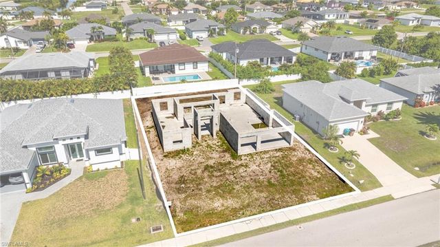 428 SW 28th AVE, Cape Coral, FL 33991