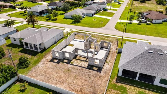428 SW 28th AVE, Cape Coral, FL 33991