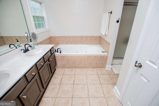 104 Hidden Lake Drive, Bremen, GA 30110