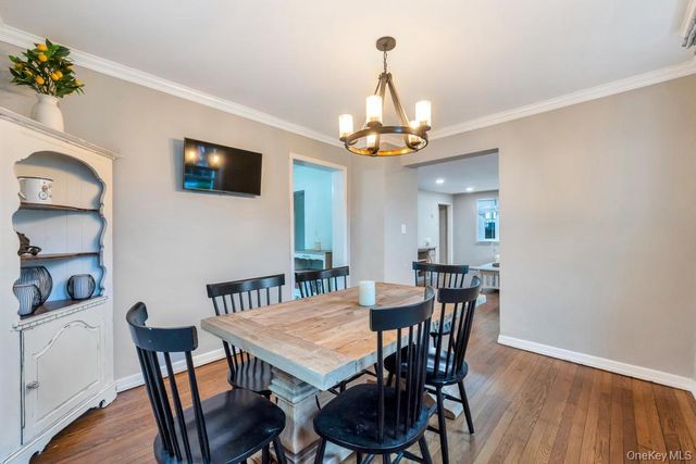 214 1st Street, Saint James, NY 11780