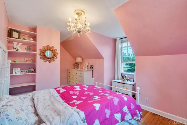 214 1st Street, Saint James, NY 11780