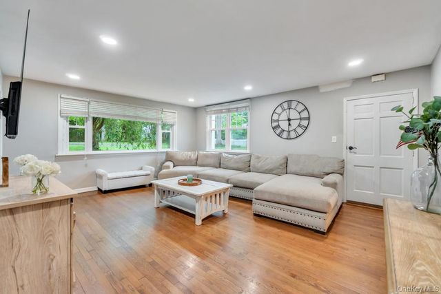 214 1st Street, Saint James, NY 11780