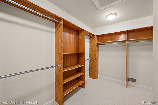 5348 Sunnycrest Drive, West Bloomfield, MI 48323