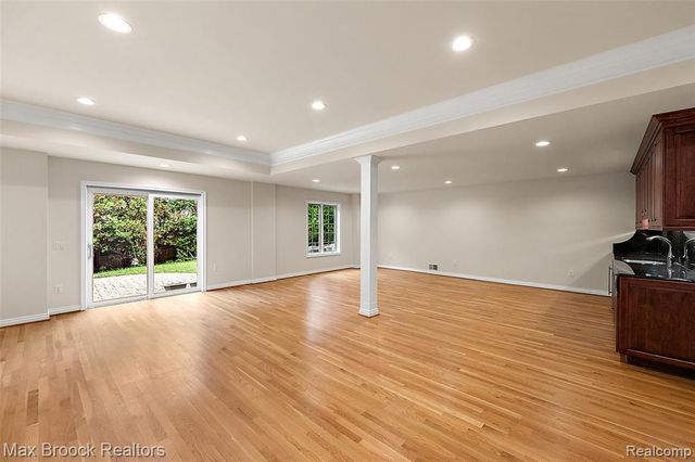 5348 Sunnycrest Drive, West Bloomfield, MI 48323