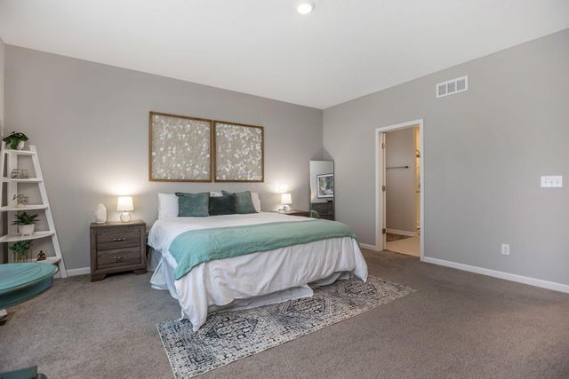 127 Beaman Gates Drive SW, Granville, OH 43023