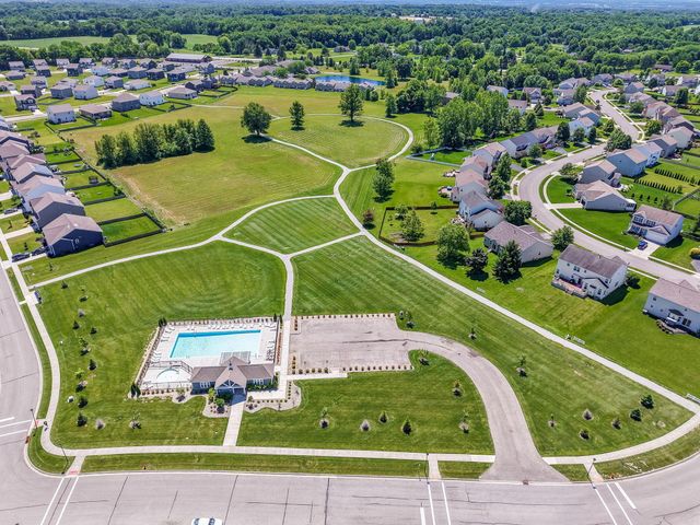 127 Beaman Gates Drive SW, Granville, OH 43023