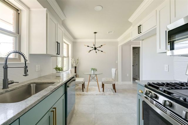 608 N Dallas Avenue, Moore, OK 73160