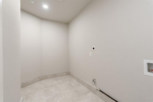 608 N Dallas Avenue, Moore, OK 73160