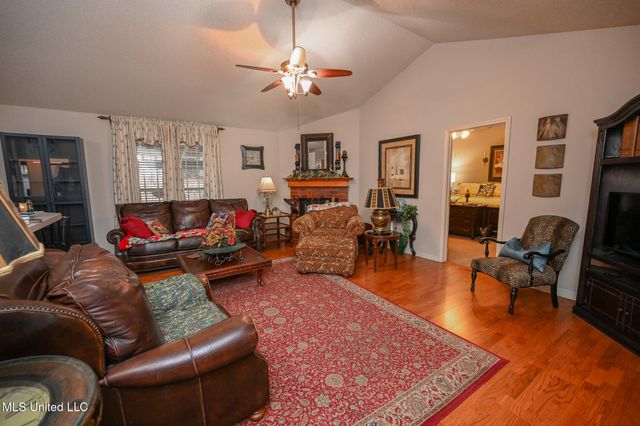 1404 Peppermill Drive, Southaven, MS 38671