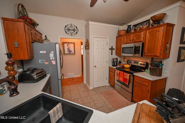 1404 Peppermill Drive, Southaven, MS 38671