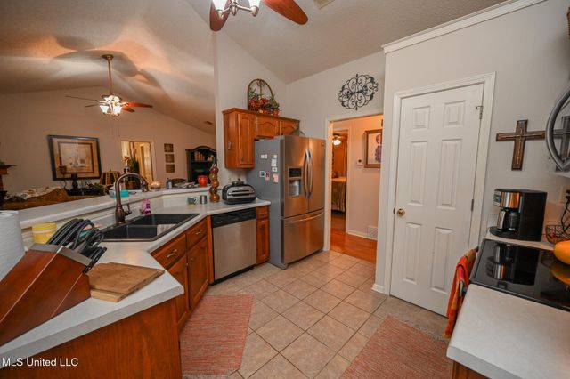 1404 Peppermill Drive, Southaven, MS 38671