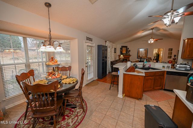 1404 Peppermill Drive, Southaven, MS 38671