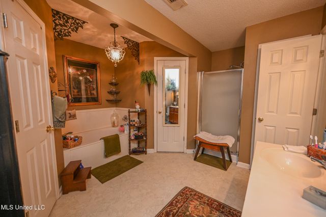 1404 Peppermill Drive, Southaven, MS 38671