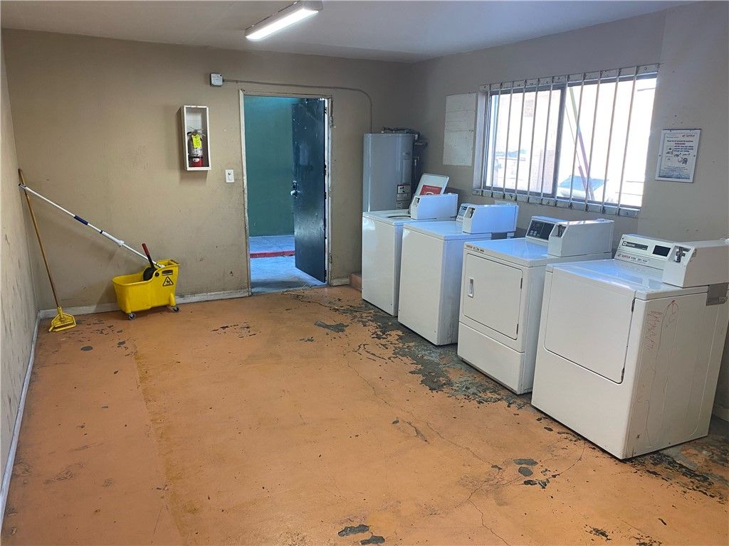 Image 4 of property listing at 521 South Maryland Parkway A-16, Las Vegas, NV 89101