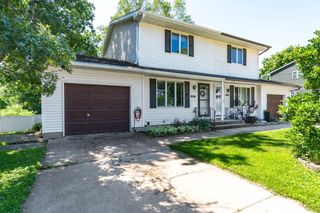 936 Green Bay STREET, Onalaska, WI 54650